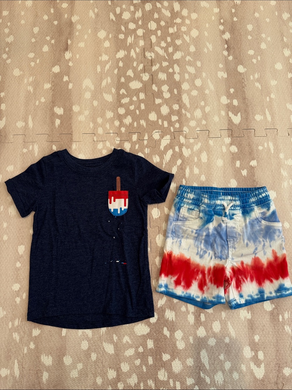 Cat & Jack Boys 4th of July Patriotic Outfit Set 2T Tie Dye Shorts Popsicle Tee